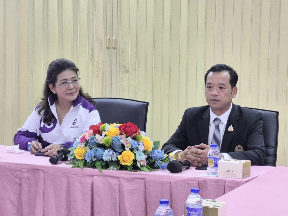 "สุดารัตน์-อุดมเดช" ลุยคลองจั่น ย้ำ ไทยสร้างไทย48 ดูแลตั้งแต่ในครรภ์ถึงสูงวัย ชู "กองทุนตั้งตัว" กู้แสนตั้งตัวได้ทันที