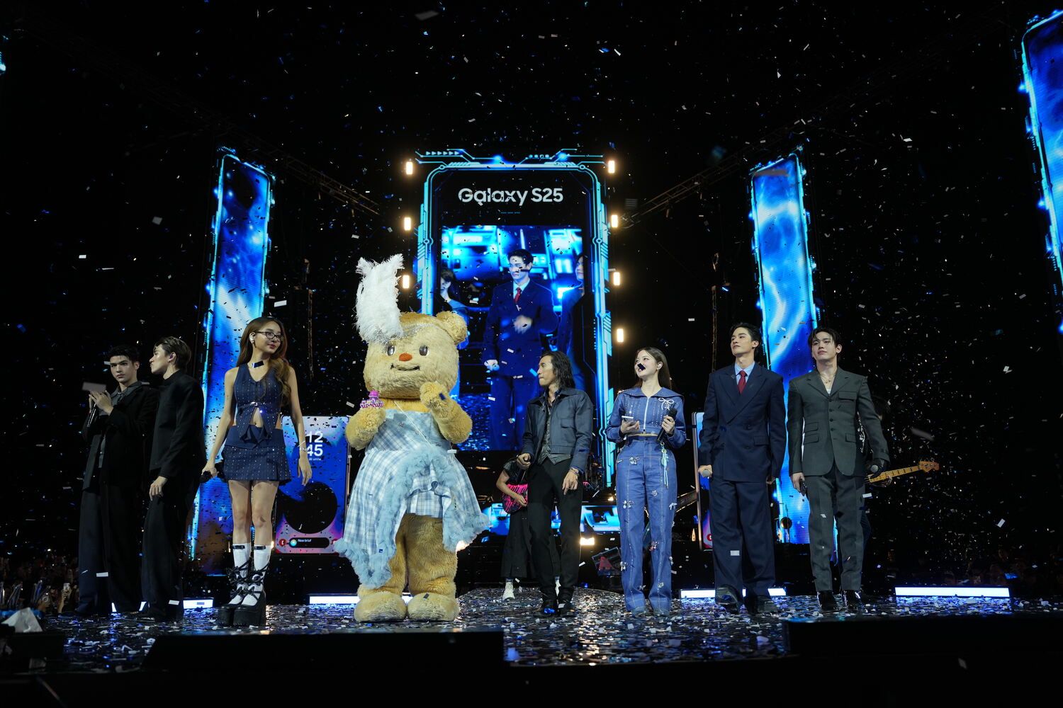 ซัมซุงเปิดตัว Galaxy S25 Series โชว์ความเก่ง Galaxy AI ผู้ช่วยส่วนตัวคนใหม่ผ่านงานดนตรี ร่วมกับคนดัง #TeamGalaxy