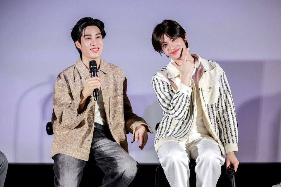 เติ้ล–เฟิร์สวัน แชร์ Magic Moment ในงาน Praew Meet & Read แฟนมีตสุดเอ็กซ์คลูซีฟ