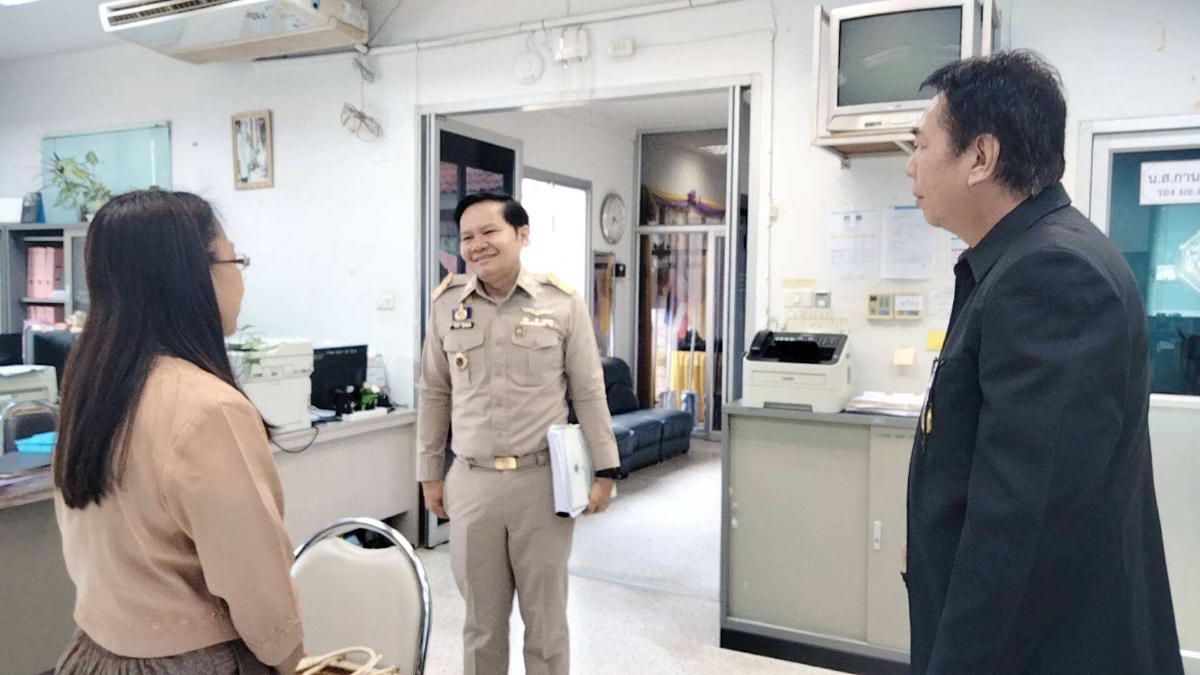 น่าน  2 ผู้สมัคร สว. เดินหน้าขอความเป็นธรรม  หลังตกรอบ หมดสิทธิ์ เพราะมีผู้สมัครคนเดียว