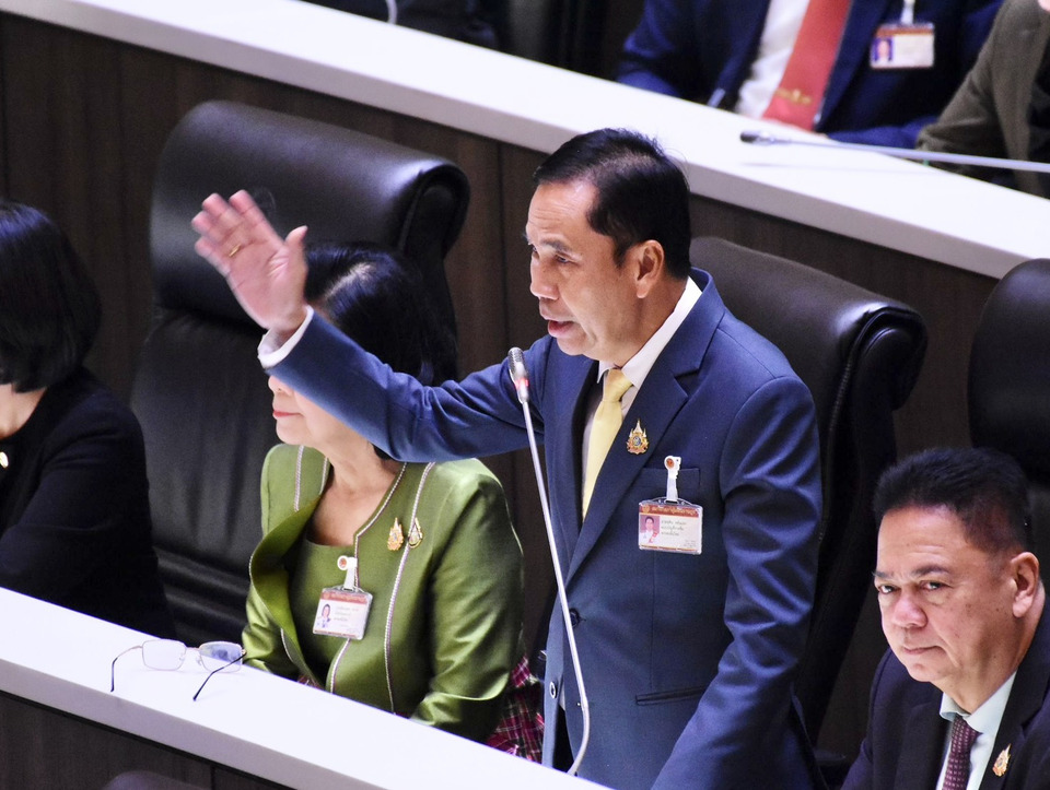 เพื่อไทยแทงใจดำ! "สุทิน" ชี้ "ภูมิใจไทย" ตัวจริงเสียงจริงตัดสินแก้ รธน. 60 ถามดังๆ "เต็มใจแก้จริงหรือไม่