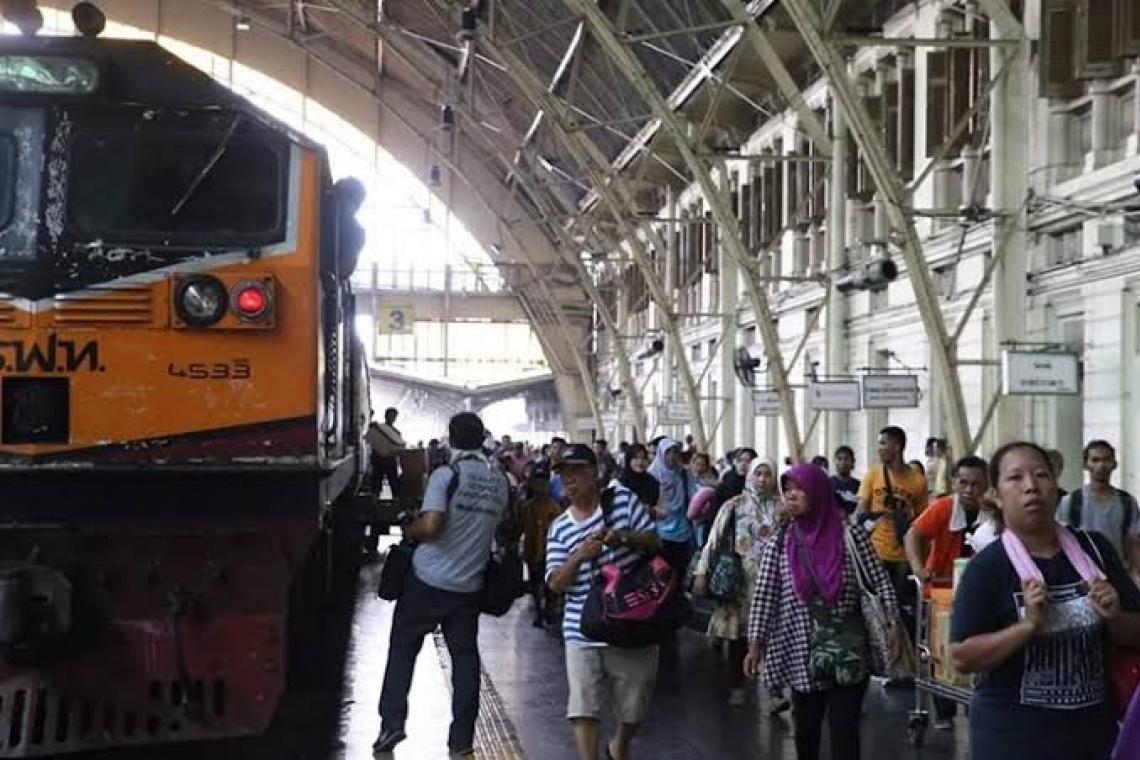 การรถไฟฯหยุดเดินรถ“เหนือ-อีสาน-ใต้” 31 ขบวนรับประกาศเคอร์ฟิววันนี้(3 เม.ย.)