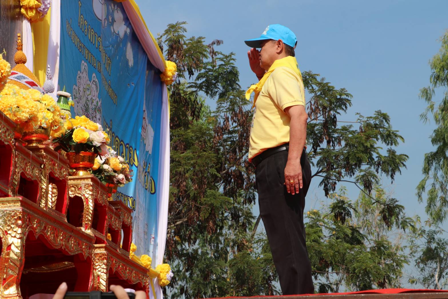 ร้อยเอ็ดจัดจิตอาสาพัฒนาคลองช้างเผือกเนื่องในวันคล้ายวันนวมินทรมหาราช