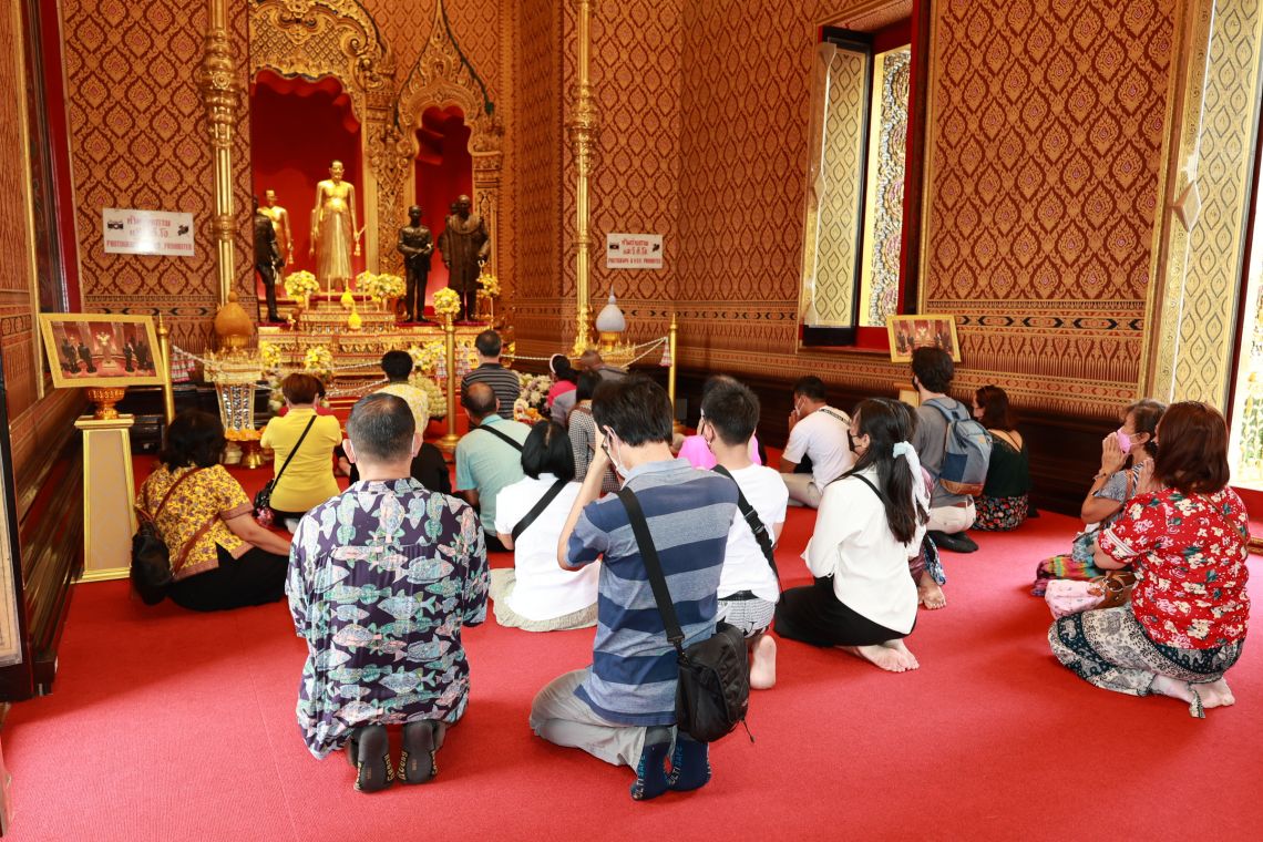 สำนักพระราชวังแจ้งการเข้าชมพระบรมมหาราชวังและกราบถวายบังคม"บูรพมหากษัตริยาธิราช"ในวันจักรี 6 เม.ย.