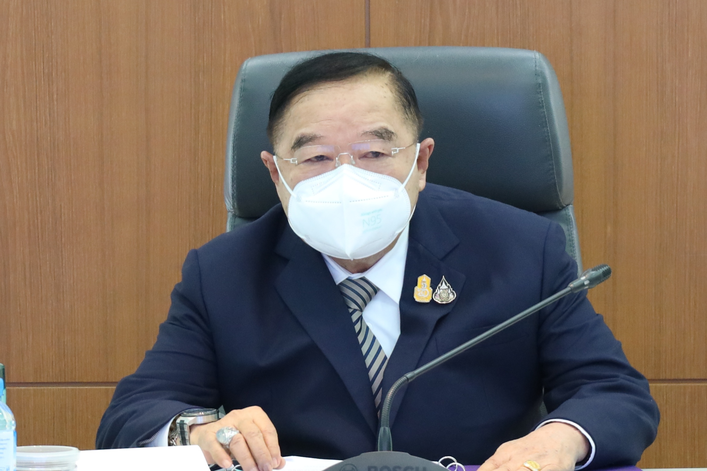 ลุงป้อม คอนเฟอเรนซ์แก้ไขปัญหาผลกระทบของการทำประมง ช่วงโควิด-19ระบาด 