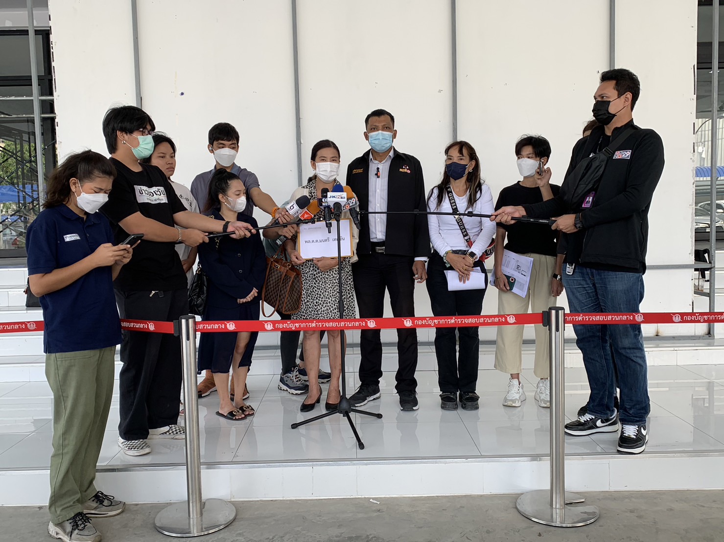 แห่แจ้งกองปราบ จับโมลเดลลิ่งแสบ กลับมาหลอกตุ๋นเหยื่ออยากเข้าวงการแสดงอีกแล้ว !