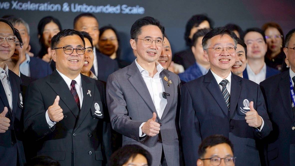 อ.เชน เปิดหลักสูตร  “NEXUS AI รุ่น 2 พัฒนาผู้นำใช้ AI”  พลิกโฉมประเทศไทยสู่ ‘ผู้สร้าง AI’