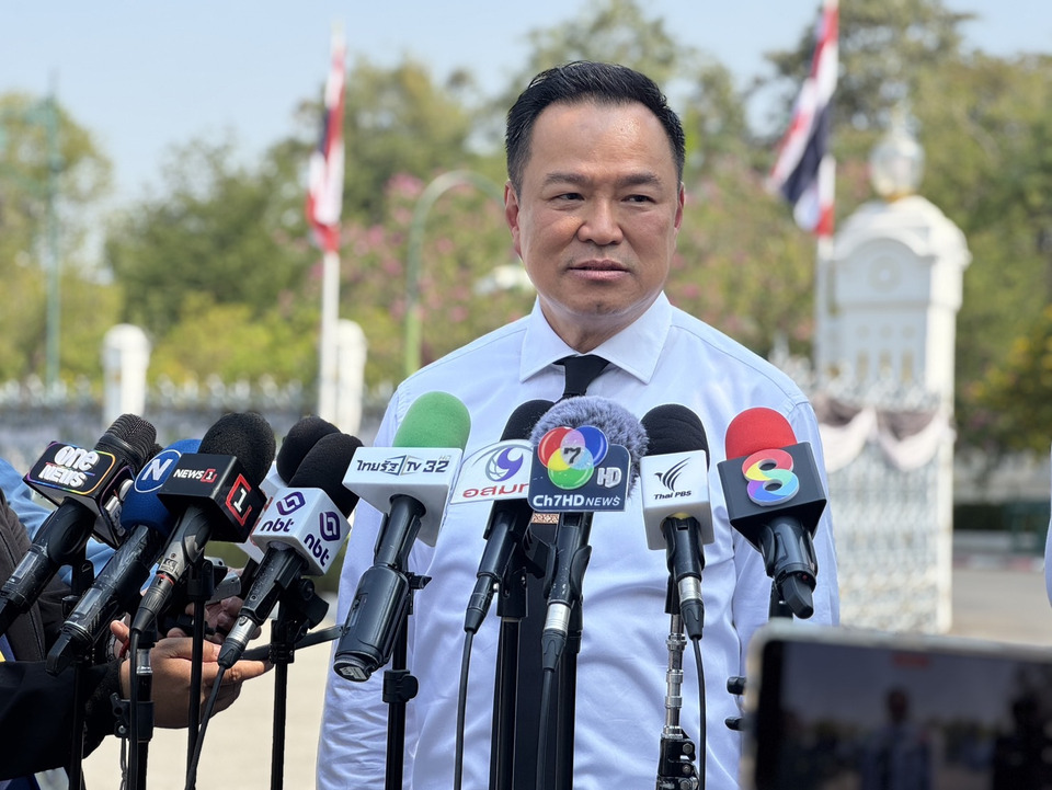“อนุทิน” เรียก “บิ๊กเล็ก” คุยเหตุระเบิดใต้ กำชับเยียวยาผู้ประกอบการ ชี้เกี่ยวพันหลายเรื่อง จี้สังคายนาการข่าวใหม่
