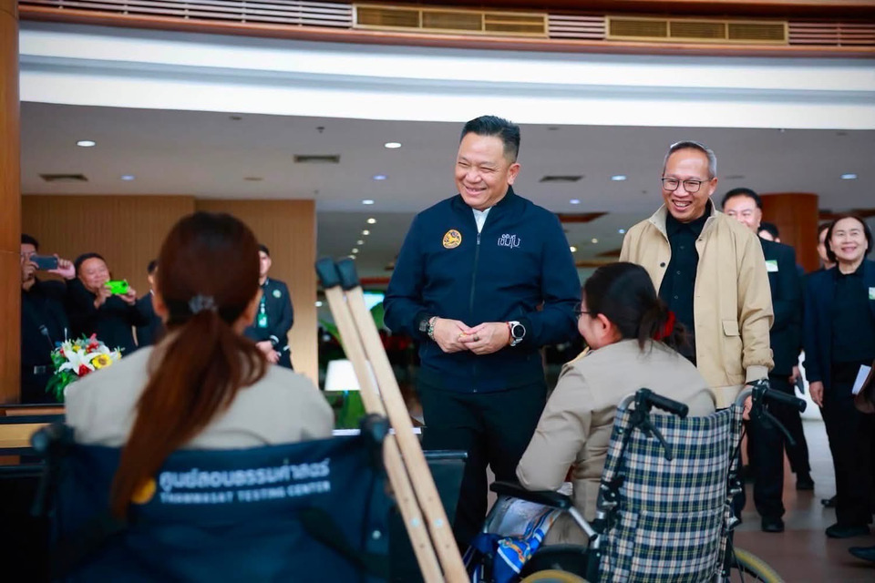 คุมเข้มสอบผู้บริหาร อปท.! “รักษาการอธิบดี สถ.” ลงพื้นที่ยันหน้าห้องสอบ ลั่นโกงฟันไม่เลี้ยง เตือนรีบคืนเงินหากถูกหลอกซื้อสิทธิ์