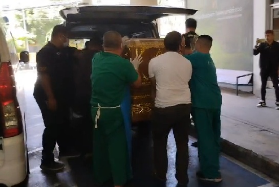 ญาติรับศพ "หน่อง ท่าผา" มือยิง "สารวัตรแบงก์" บำเพ็ญกุศลวัดหนองกบ ราชบุรี