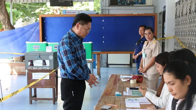 เลือกตั้ง นายก อบจ.ขอนแก่น ยังคงคึกคัก เขตเมืองประชาชนมาใช้สิทธิ์เนืองแน่น