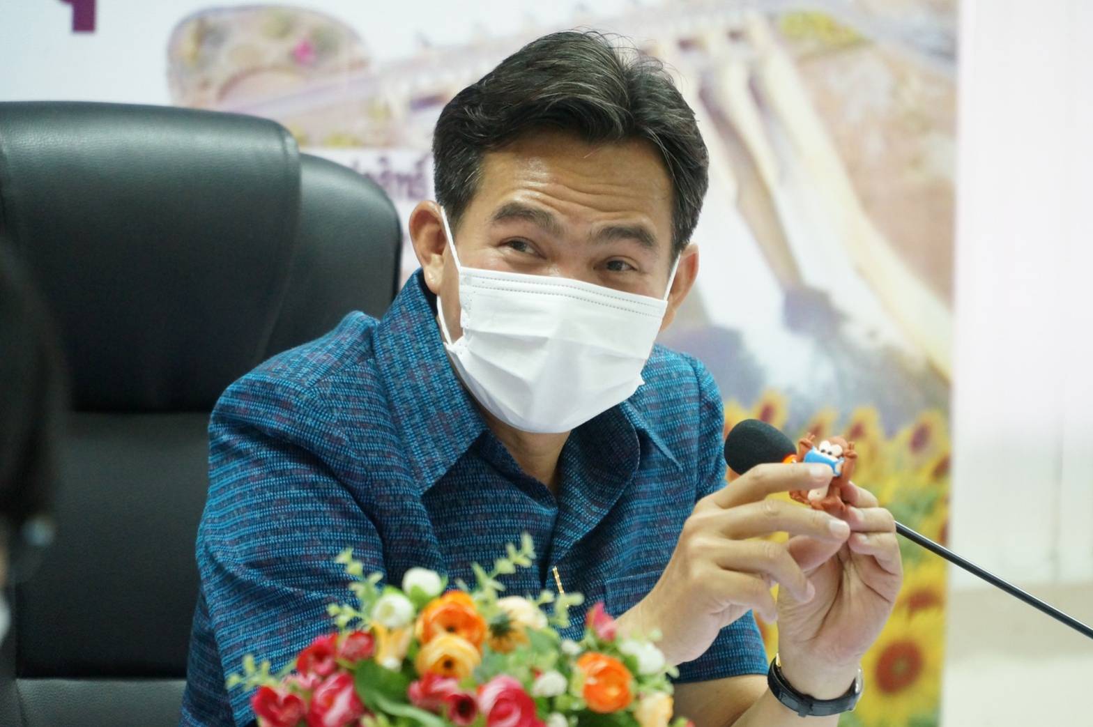 ลพบุรีจัดประชุมคณะกรรมการรับรองมาตรฐานผลิตภัณฑ์ชุมชน