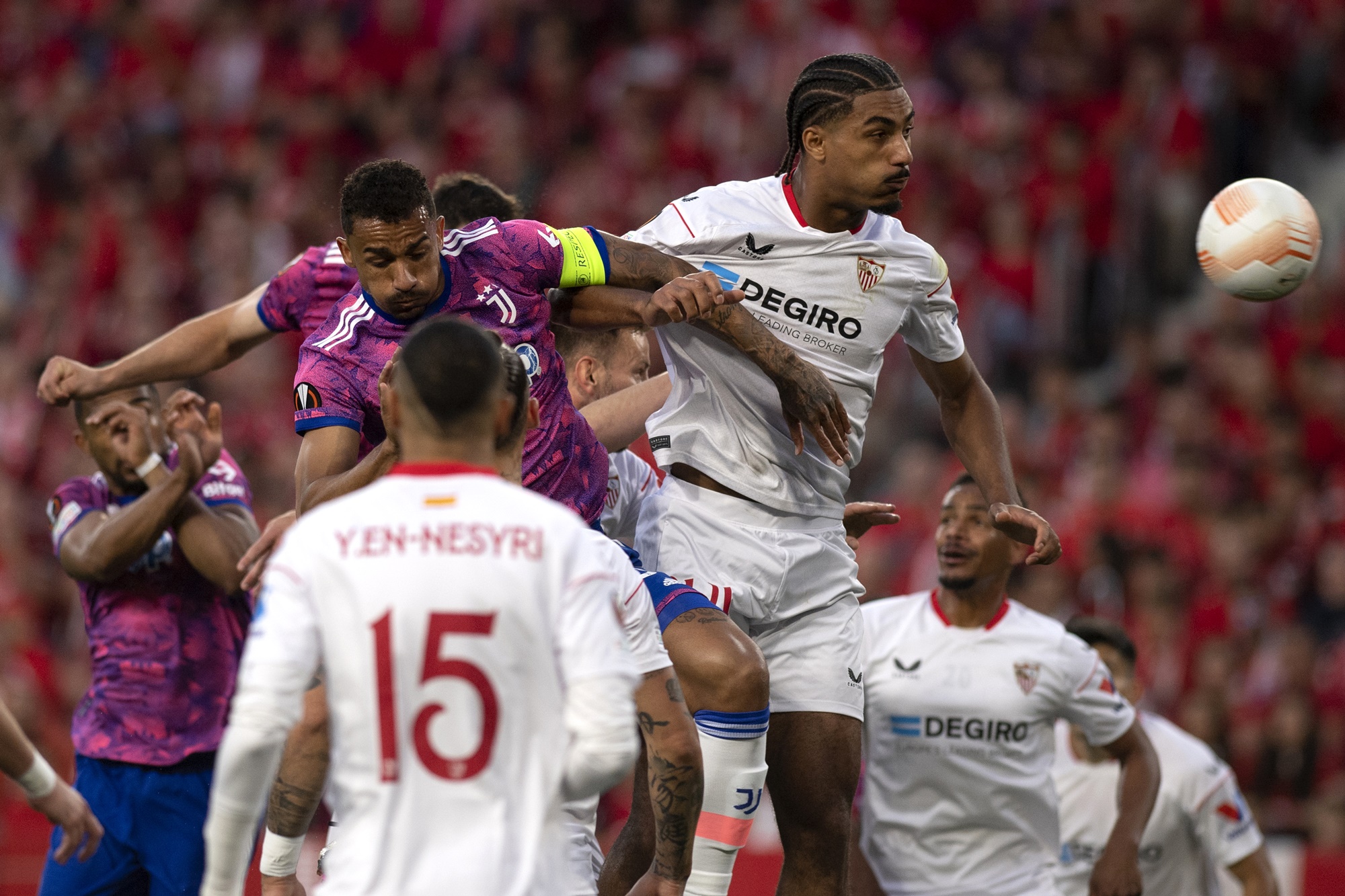 "เซบีญ่า" ยิงแซง "ยูเวนตุส" 2-1 ผ่านเข้าชิงยูโรป้า ลีก