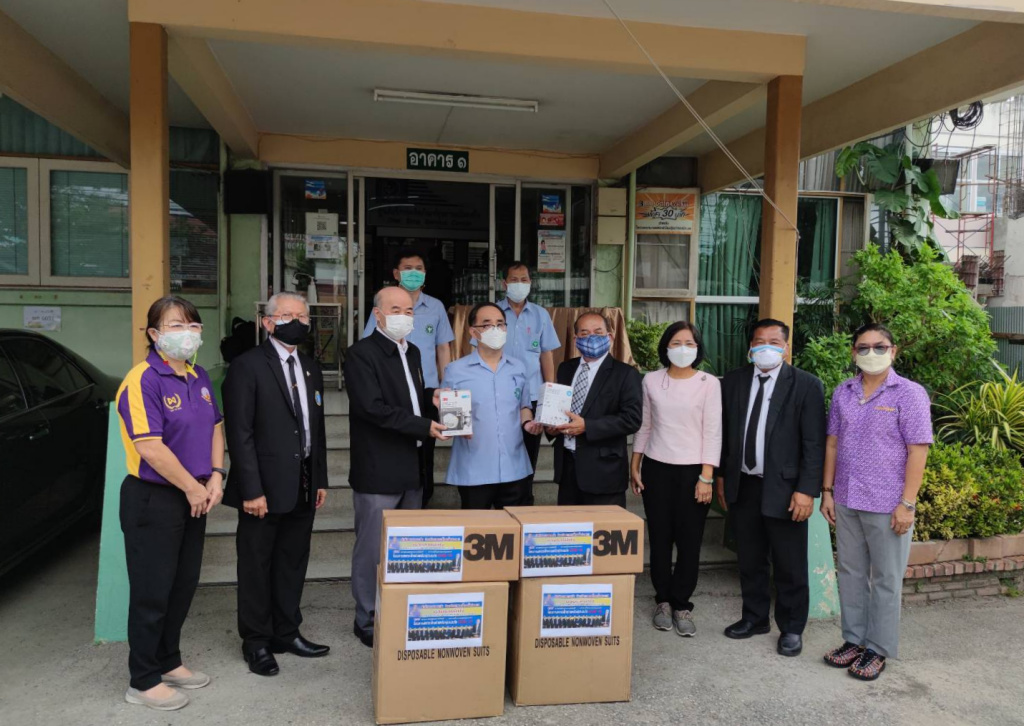 สสท. จับมือสหกรณ์ทั่วไทย มอบชุด PPE-หน้ากากอนามัย N95 เสริมเกราะป้องกันโควิด ให้สธ.นครปฐม