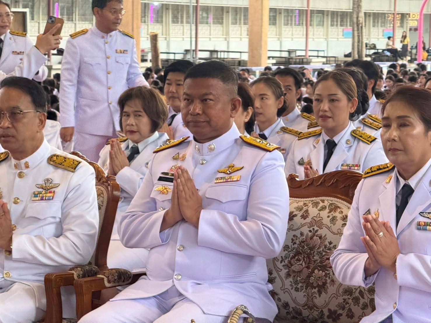 นายกสมาคมศิษย์เก่าสวนกุหลาบวิทยาลัยนนทบุรี ร่วมพิธีถวายพระพรชัยมงคล เนื่องในวันเฉลิมพระชนมพรรษา