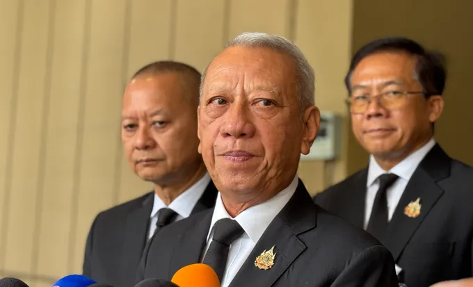 “พิพัฒน์” ชี้ “สนธิ” ปลุกม็อบลงถนนเป็นสิทธิ จุดติดหรือไม่ให้รอดู ยัน นายกฯไม่ได้ละเลยปัญหาต่างชาติในไทย ถ้าทำผิด ดำเนินการตามกฎหมาย