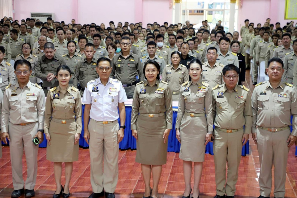 ผู้ว่าฯ กาญจนบุรี มอบ 12 นโยบาย ขับเคลื่อนท่ามะกา สู่เมืองน่าอยู่ ปลอดภัย เศรษฐกิจยั่งยืน