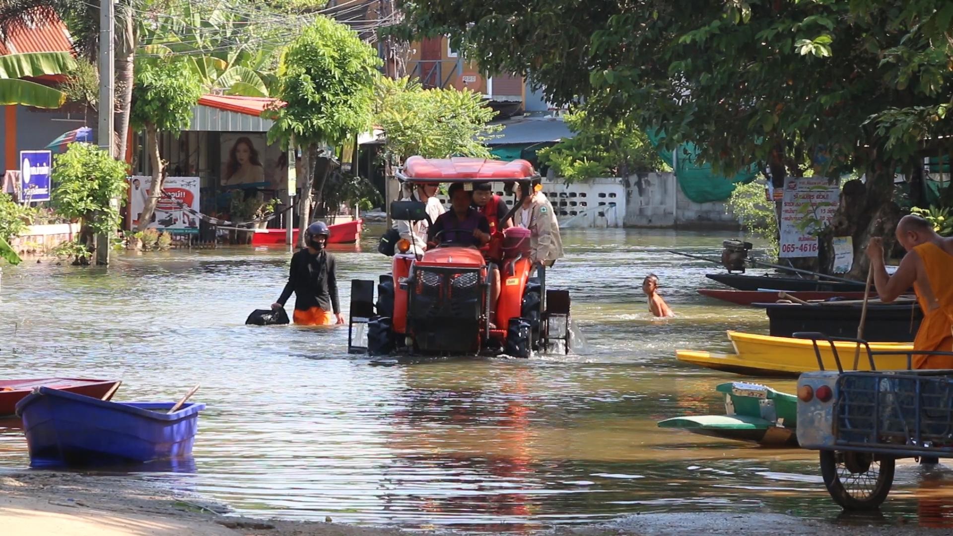 ป่วย"น้ำกัดเท้า"! วอนรัฐส่งยารักษาโรคช่วยผู้ประสบภัยขอนแก่น หลังน้ำท่วมนานนับเดือน