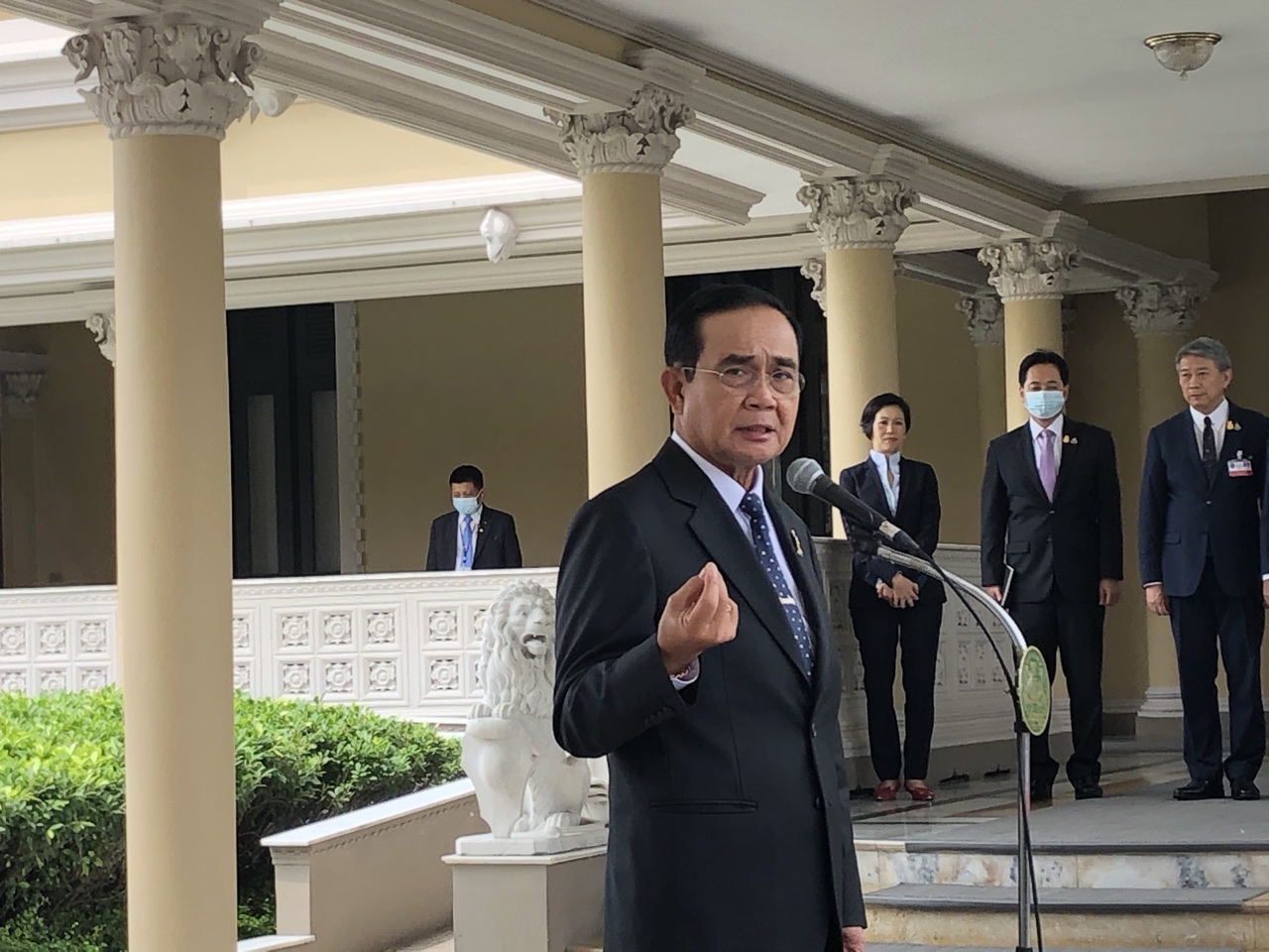“ประยุทธ์”สั่งเอาผิด "รพ.เอกชน-คลีนิก"ทุจริตบัตรทอง ทั้งทางแพ่ง-อาญา 