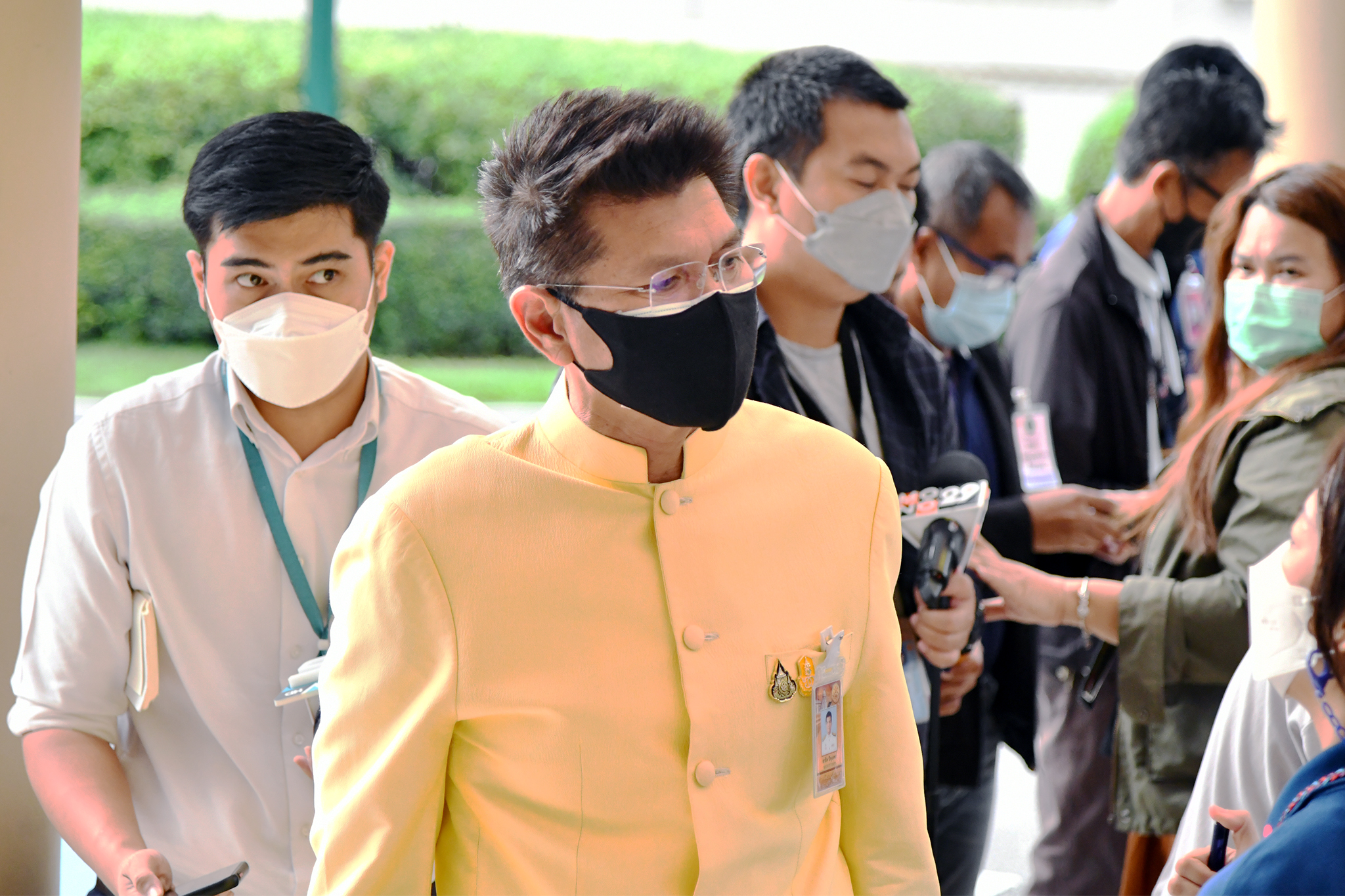 "สาธิต" เผย มติครม. ยึดตรวจ RT-PCR หากพบ "โอไมครอน" ในไทยต้องรีบรายงาน "นายกฯ" ถกหามาตรการทันที