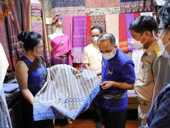 กรมการพัฒนาชุมชน จัดงาน “โอทอปไทย สู้ภัยโควิด-19” ฟื้นฟูเศรษฐกิจชุมชน