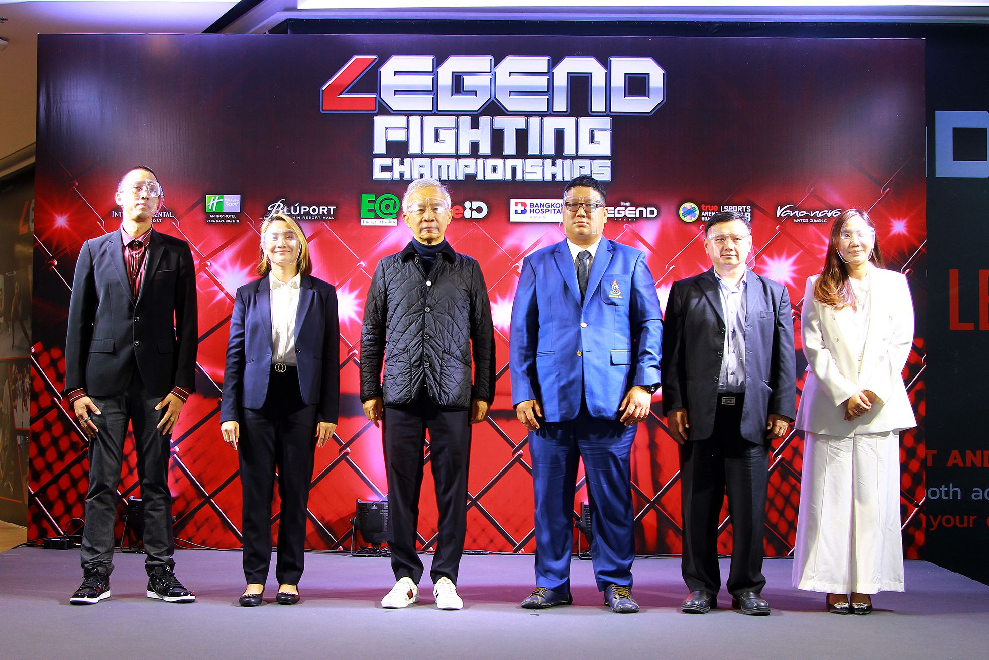 เลเจนด์ฯ-กลุ่มบริษัทพราว-บลูพอร์ต จัด "มวยไทย-MMA"  ฮีโร่โอลิมปิกเกมส์ “วิว-เยาวภา" ขึ้นแท่นโปรโมเตอร์