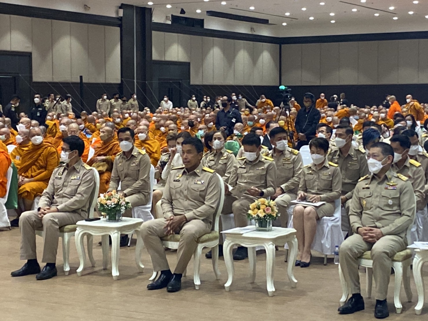 กทม.จัดพิธีเจริญพระพุทธมนต์และเจริญจิตภาวนาถวายแด่ "พระองค์ภา" และทำบุญวัดคู่เมือง ขึ้นปีใหม่ 