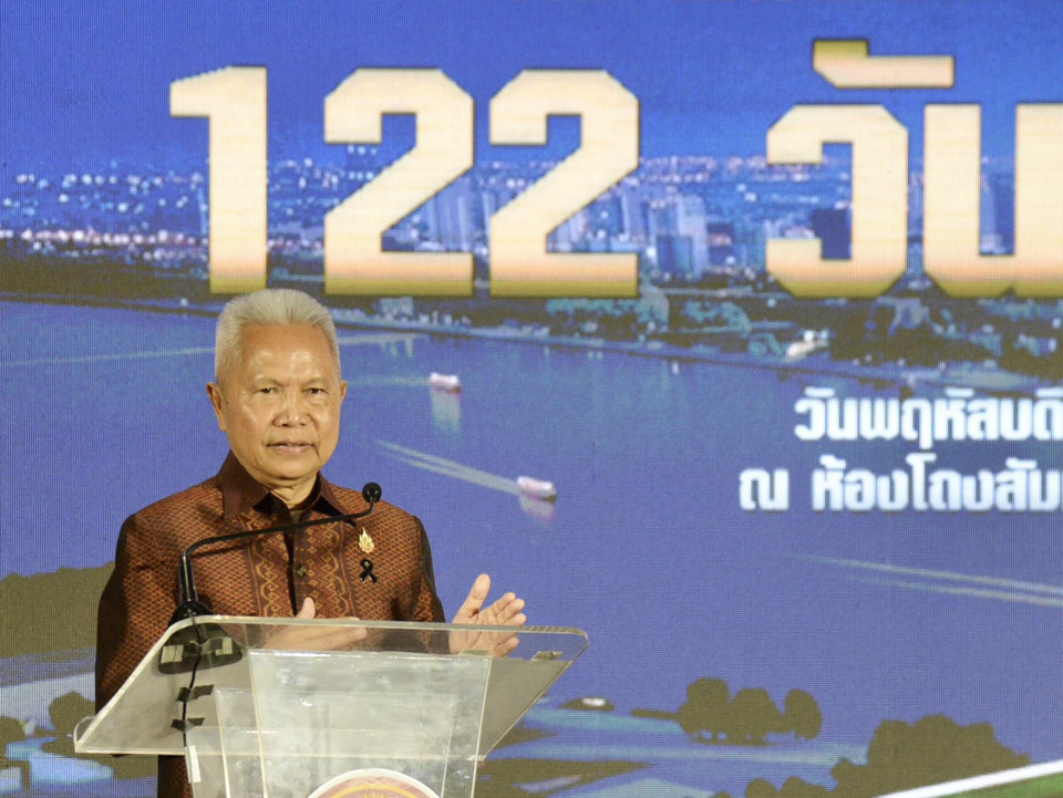 “โสภณ” แถลงโชว์ผลงาน 1 สมัยประชุม ดันกฎหมายมากสุดในรอบ 10 ปี โวคุมเกมทำ “สภาไม่ล่ม” จี้ผู้รับเหมาเร่งซ่อมสภาชำรุด