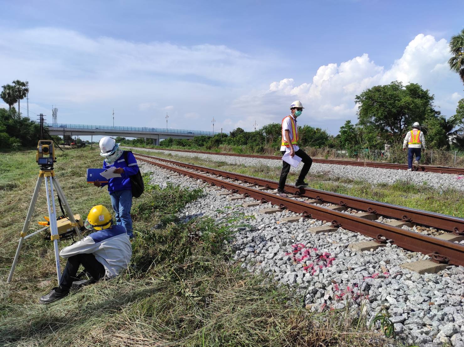 รถไฟเชื่อม 3 สนามบินรับมอบพื้นที่สร้าง ก.ย.นี้ เปิดบริการปี 68 ยกเครื่องแอร์พอร์ตลิงก์รองรับ