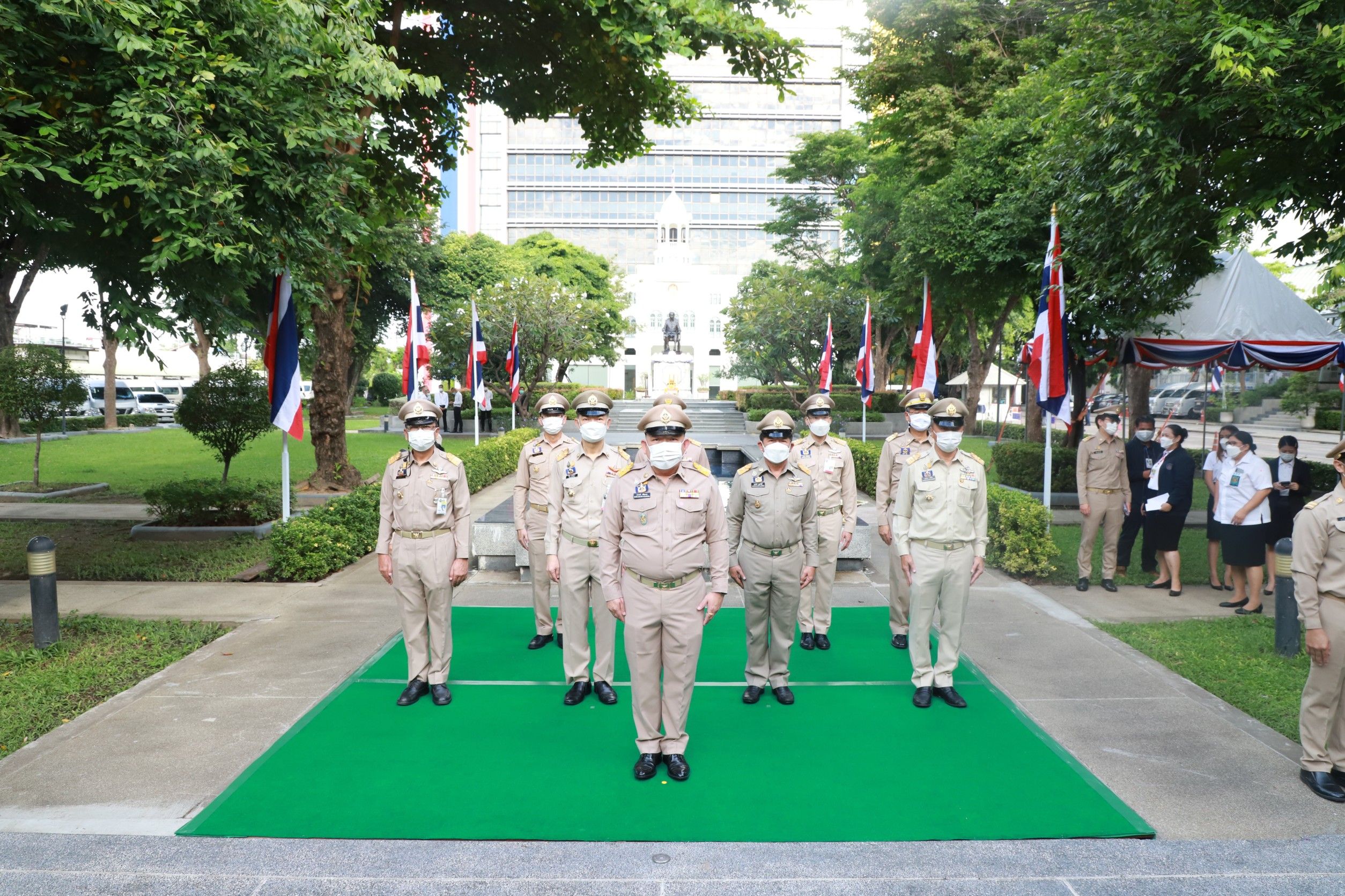 กรมโยธาธิการและผังเมือง  ร่วมกิจกรรมเนื่องในวันพระราชทานธงชาติไทย 