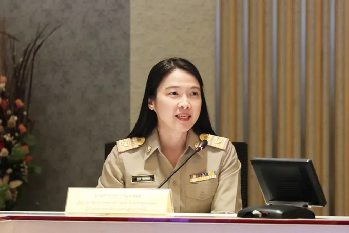 คลังจ่อปรับประมาณการจีดีพีปี 64 ชี้ ศก.ฟื้นตัวรับมาตรการรัฐจากคนละครึ่ง-บัตรสวัสดิการรัฐ 