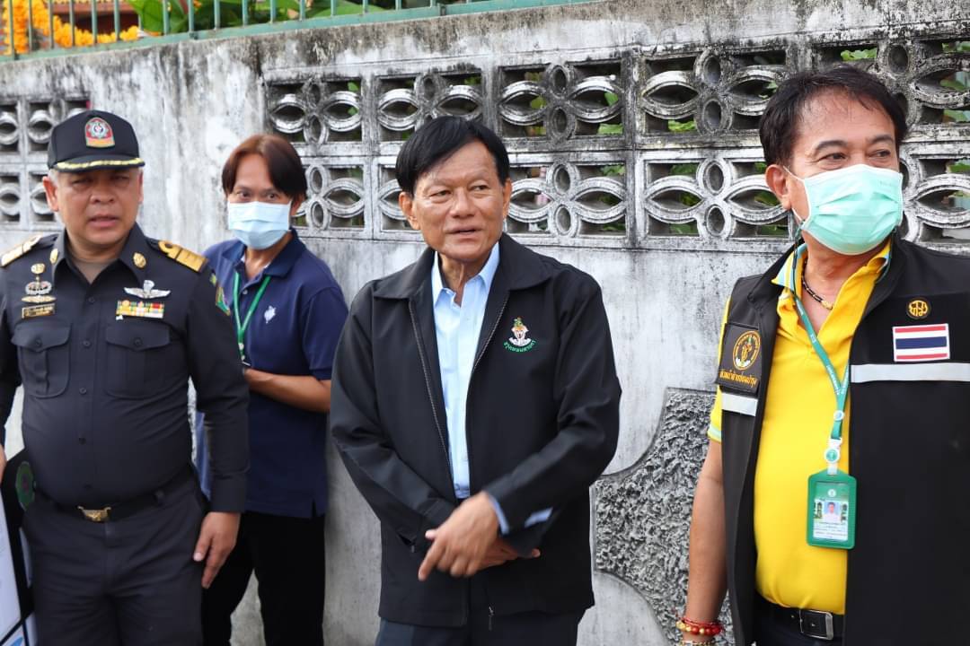 รองผู้ว่าฯ จักกพันธุ์ ติดตามการเคลื่อนย้ายซากรถ ซอยประชาอุทิศ 22  คืนพื้นผิวจราจรให้ผู้ใช้ทาง