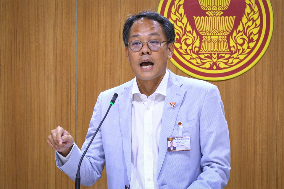  "ภัณฑิล" ฉะยับ "โสภณ" แถลงผลงาน 122 วัน แค่โฆษณาชวนเชื่อ! แฉดองเรื่อง "ศักดิ์สยาม" ซัดทำตัวลำเอียงปกป้องพวกพ้อง