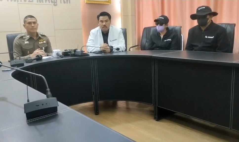 แม่เด็ก 6 ขวบ แจ้งความดำเนินคดีครูชาวต่างชาติ ตบบ้องหูลูกจนเลือดออก