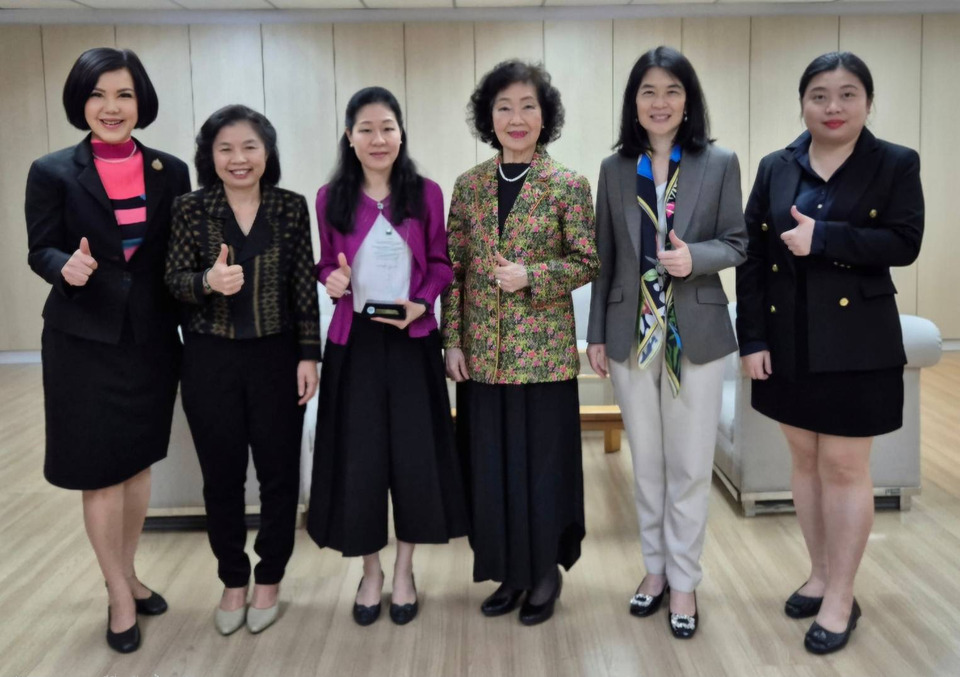 รับโล่ประกาศเกียรติคุณมาตรฐานโรงแรมต้นแบบ