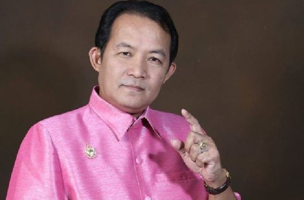 "ศรีสุวรรณ" จี้พปชร.สร้างบรรทัดฐานใหม่ ให้ "วิรัช" หยุดทำหน้าที่ หลังอัยการสั่งฟ้อง "คดีฟุตซอล"