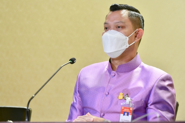 โฆษกรบ.ขอบคุณ “แชค แอฟรอน” โพสต์ภาพทะเลภูเก็ต  บอก “มีความสุขมาก ที่ได้มาเยือนไทย”