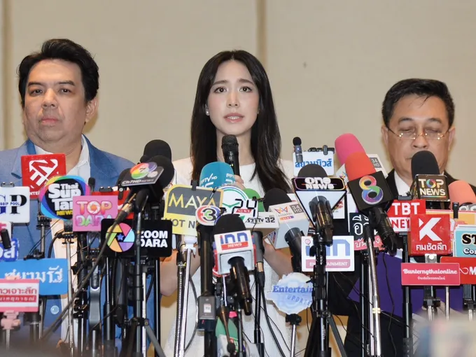 "มิน พีชญา" ปัดเป็น "บอส" ในบริษัท "ดิไอคอน" ลั่นเป็นแค่พรีเซ็นเตอร์ ไม่เคยรับเงิน 100 ล้านบาท