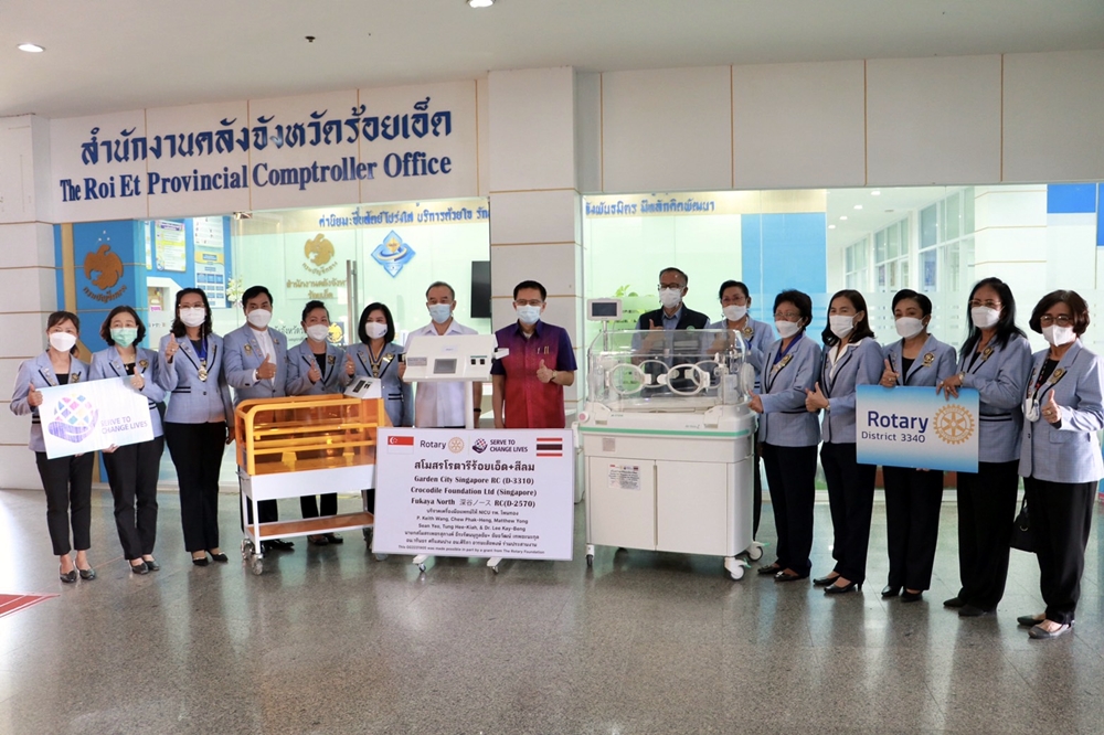 สโมสรโรตารีร้อยเอ็ด มอบครุภัณฑ์ทางการแพทย์ให้โรงพยาบาลที่ขาดแคลน 6 รายการ มูลค่ากว่า 3 ล้าน