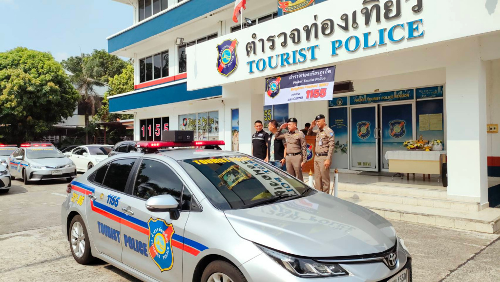 ภูเก็ตปล่อยแถวกำลังตำรวจท่องเที่ยว ออกดูแลประชาชนนักท่องเที่ยว ช่วงสงกรานต์