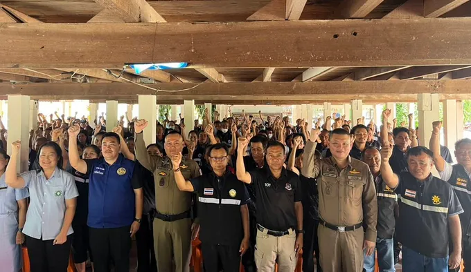 สภ.เมืองร้อยเอ็ด ลุย “ตำบลยั่งยืน” เดินหน้าปราบยาเสพติดครบวงจร สร้างชุมชนปลอดภัย