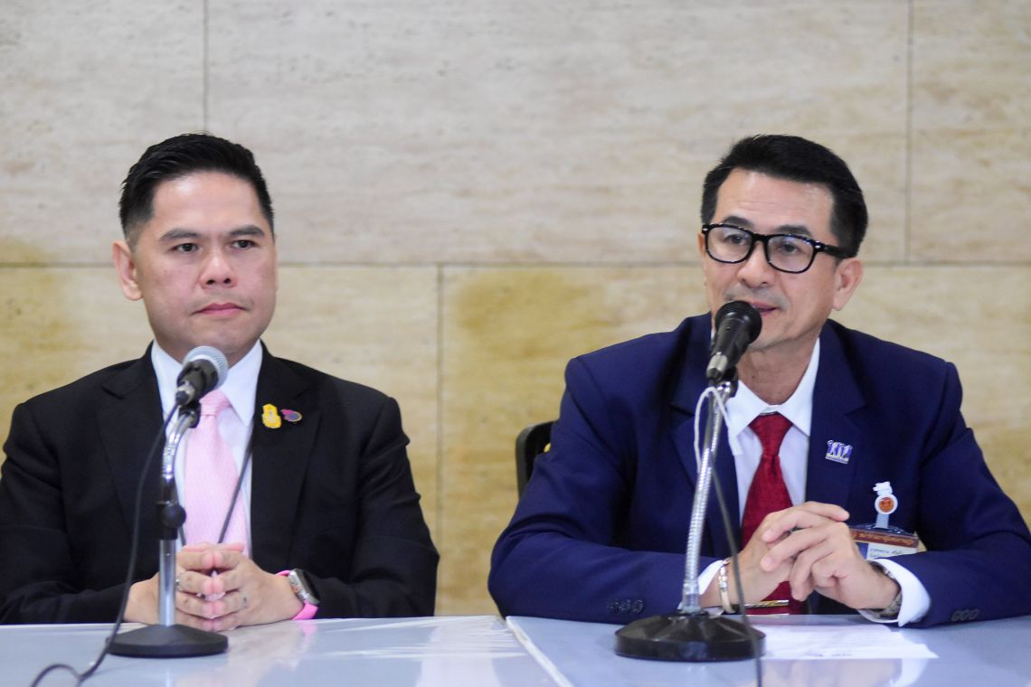 ชทพ.ร่วมวงตั้งรบ.ฝ่าวิกฤติชาติ