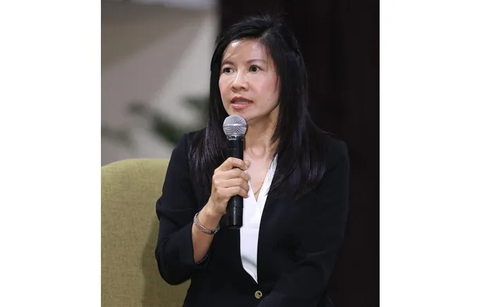 ดร.อารณีย์ วิวัฒนาภรณ์ รองคณบดีฝ่ายบริหาร คณะอาชญาวิทยาและการบริหารงานยุติธรรม ม.รังสิต