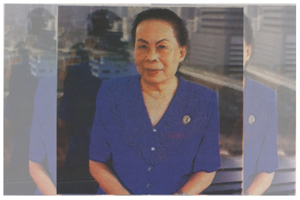 ชอุ่ม ปัญจพรรค์ ราชินีเรื่องโรมานซ์ในอดีต