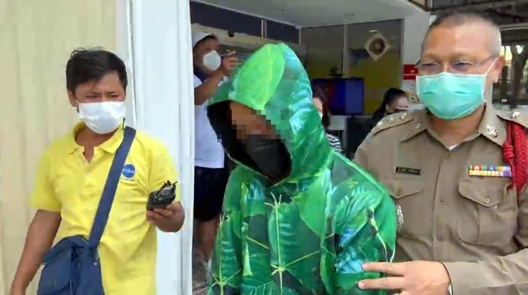 "หนุ่มปืนโหด" รุดมอบตัว ตร.ราษฎร์บูรณะ หลังก่อเหตุยิงคู่อริดับคาบ้านพัก