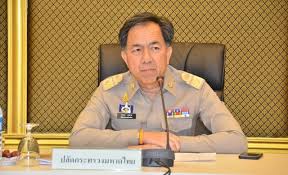 ปูด!รับบริจาคช่วยน้ำท่วมไม่โปร่งใส!“ปลัดมท.” สั่งเข้ม “พ่อเมือง”เช็คทุกหน่วย