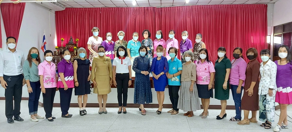 นายอำเภอแกลง ดึงกาชาด ร่วมจัดงานผลไม้เมืองแกลง จ.ระยอง