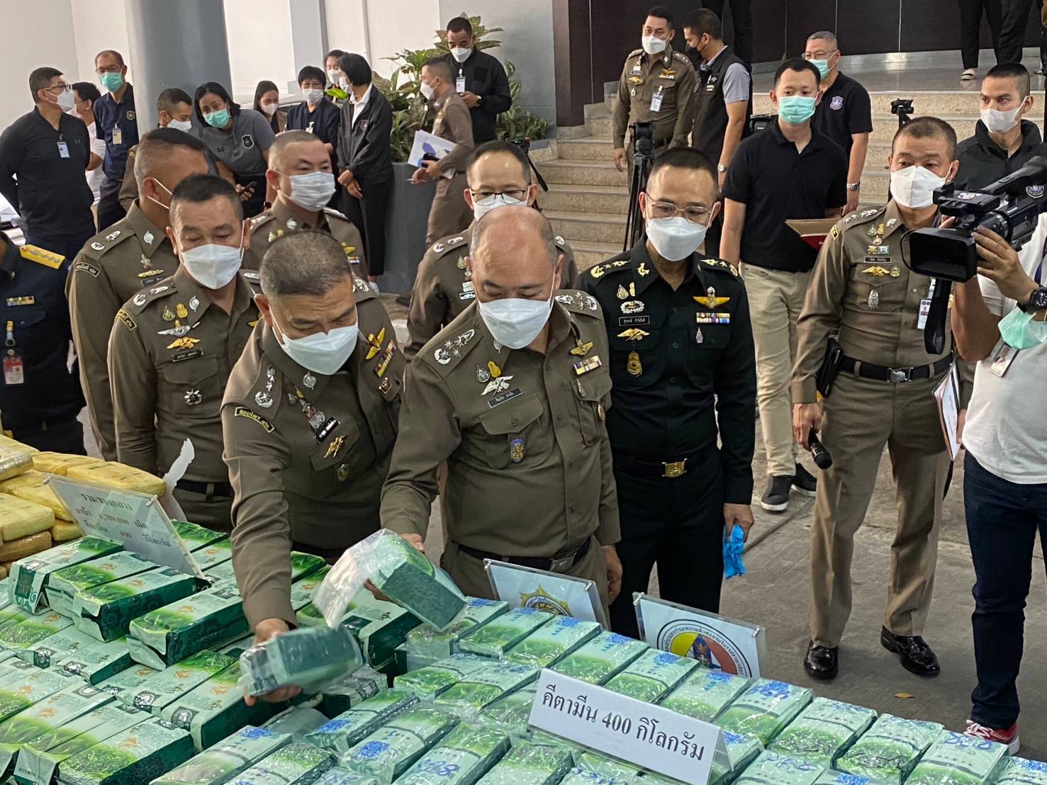 ตำรวจ ปส. รวบเครือข่ายยาเสพติดภาคเหนือ ยึดยาบ้ากว่า 6.7 ล้านเม็ด คีตามีน 400 กก. ก่อนกระจายช่วงเทศกาลสงกรานต์
