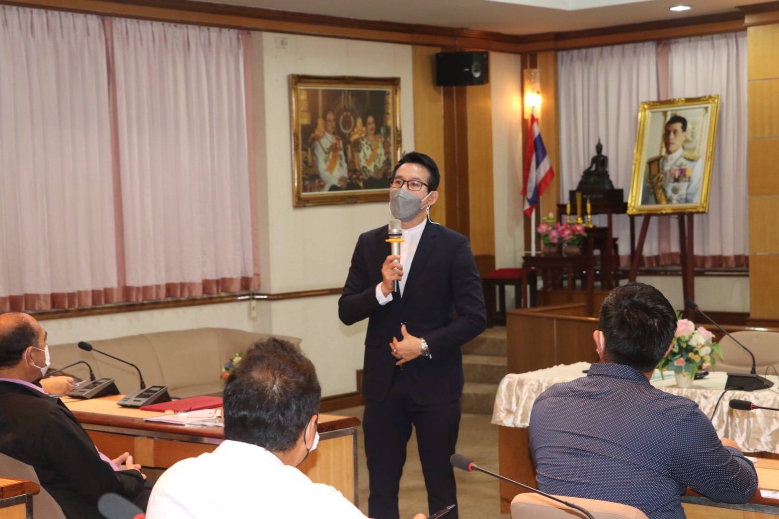 ทม.ศรีราชา จัดอบรมการให้ความรู้ การประชุมสภาท้องถิ่น