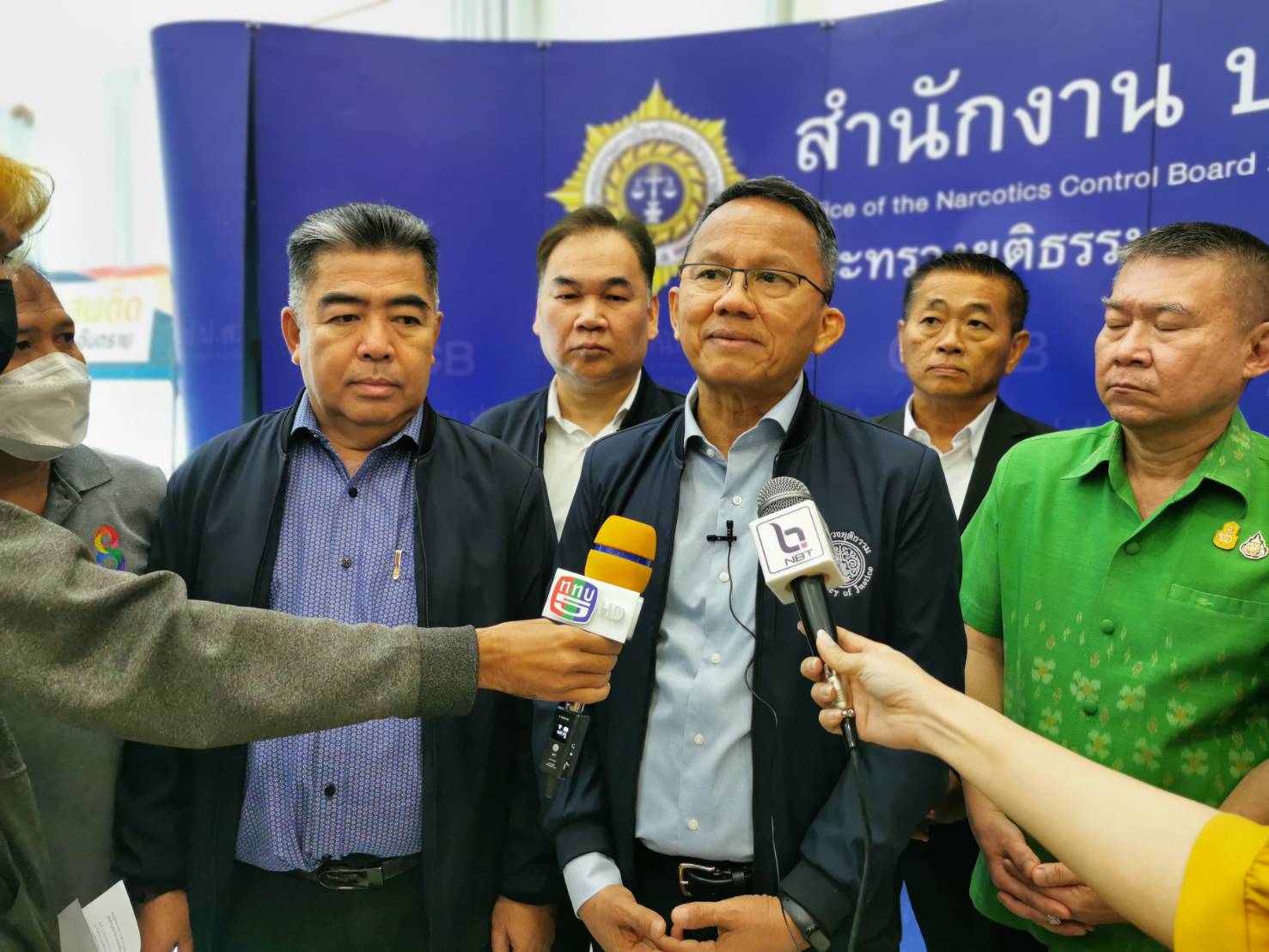 "สมศักดิ์" รับแล้ว ย้ายพรรคใหม่ เตรียมแถลงเปิดใจ 17 มี.ค.นี้ 